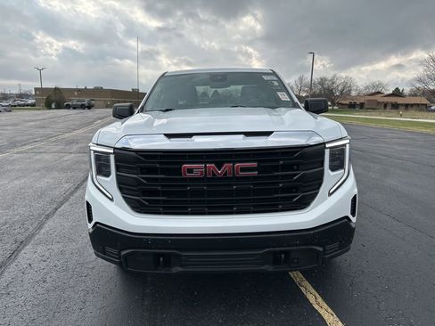 Used 2023 GMC Sierra 1500 Pro w/ Pro Value Package image 8