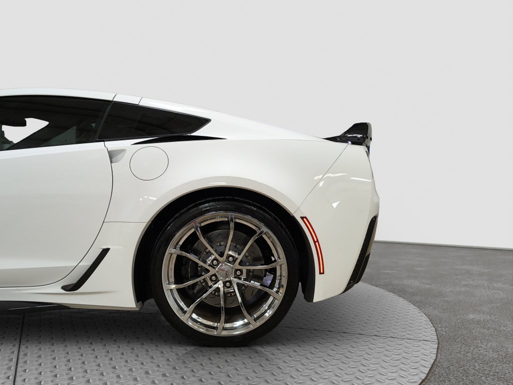 Used 2017 Chevrolet Corvette Grand Sport RWD image 15