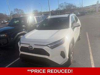 Used 2024 Toyota RAV4 XLE video 2