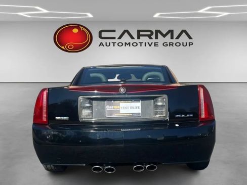 Used 2005 Cadillac XLR RWD image 4