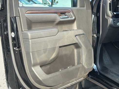 Used 2026 GMC Sierra 1500 SLT AWD/4WD image 30