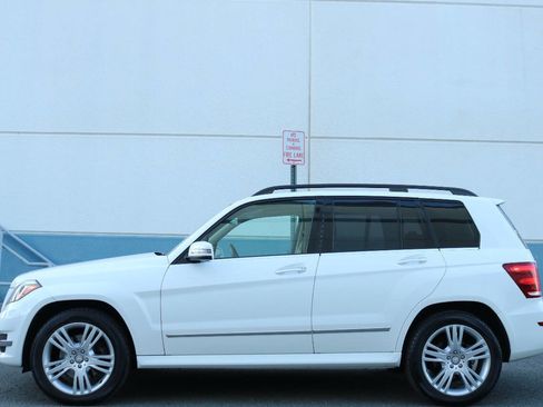 Used 2015 Mercedes-Benz GLK 350 GLK 350 4MATIC AWD 4dr SUV image 8