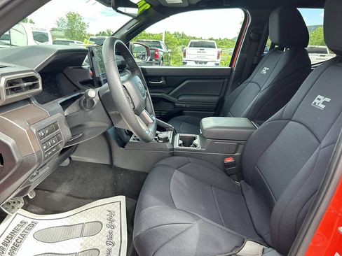 Used 2024 Toyota Tacoma TRD Sport w/ TRD Sport Upgrade Package AWD/4WD image 22