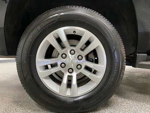 Used 2015 Chevrolet Tahoe LS image 24