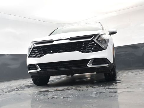 Certified 2023 Kia Sportage EX image 18