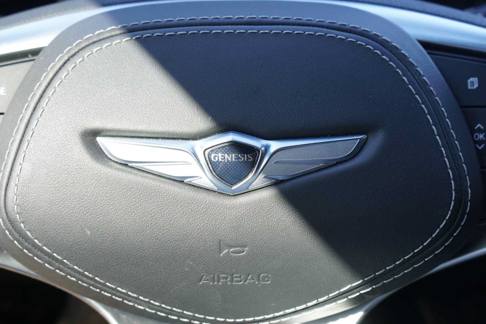 Used 2024 Genesis GV70 3.5T Sport w/ Sport Advanced Package AWD/4WD image 14
