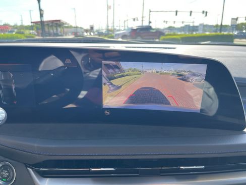 Used 2024 Cadillac XT4 Sport FWD image 22