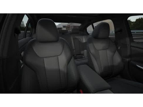 Used 2026 BMW 330i Sedan w/ M Sport Package image 11