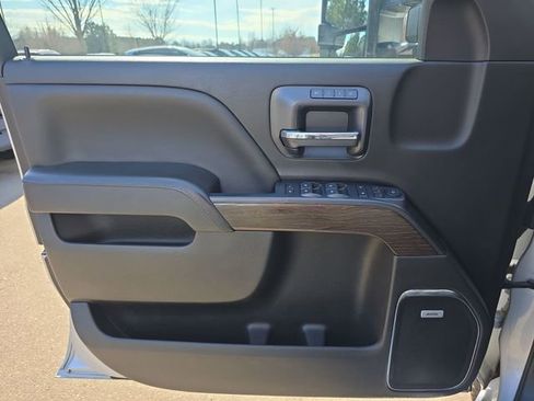 Used 2018 GMC Sierra 2500 Denali w/ Duramax Plus Package image 41