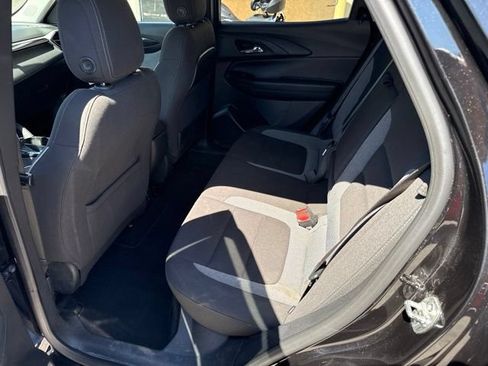 Used 2024 Chevrolet TrailBlazer LT w/ Convenience Package FWD image 13