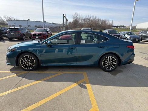 New 2026 Toyota Camry XLE image 4