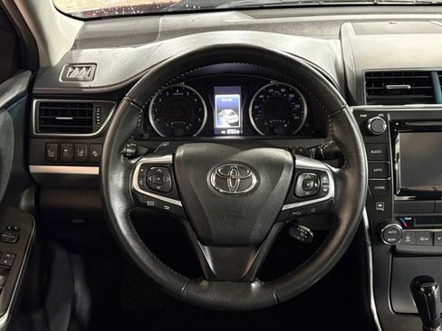 Used 2016 Toyota Camry XSE image 20