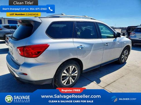 Used 2017 Nissan Pathfinder SL w/ SL Tech Package FWD image 4