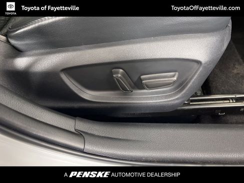 Used 2018 Toyota Camry XSE w/ Driver Assist Package image 8