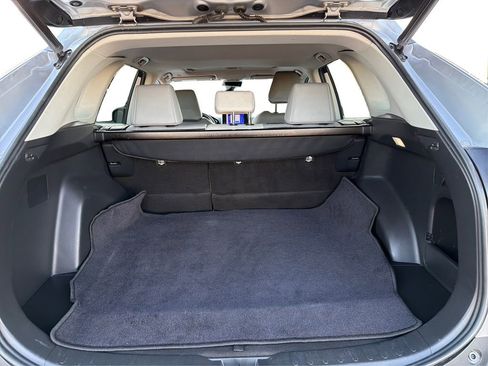 Used 2023 Toyota RAV4 XLE Premium image 14