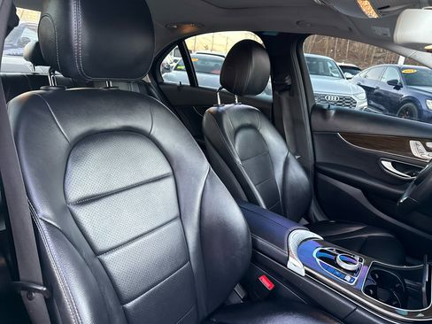 Used 2018 Mercedes-Benz C 300 Sedan image 21