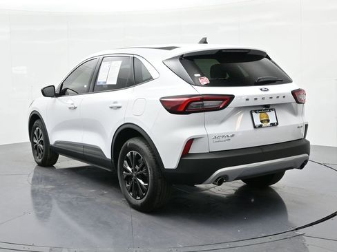 Used 2024 Ford Escape Active image 8