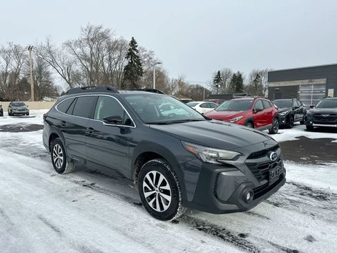 Certified 2024 Subaru Outback Premium image 15