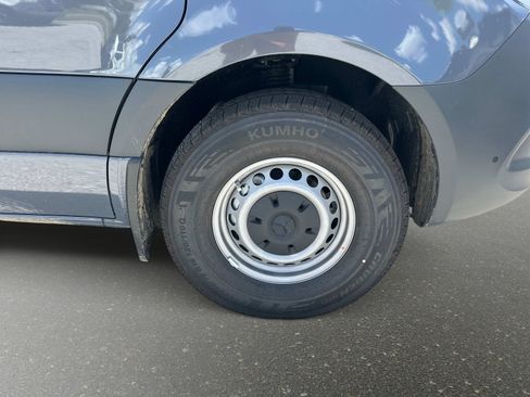 New 2025 Mercedes-Benz Sprinter 2500 image 8