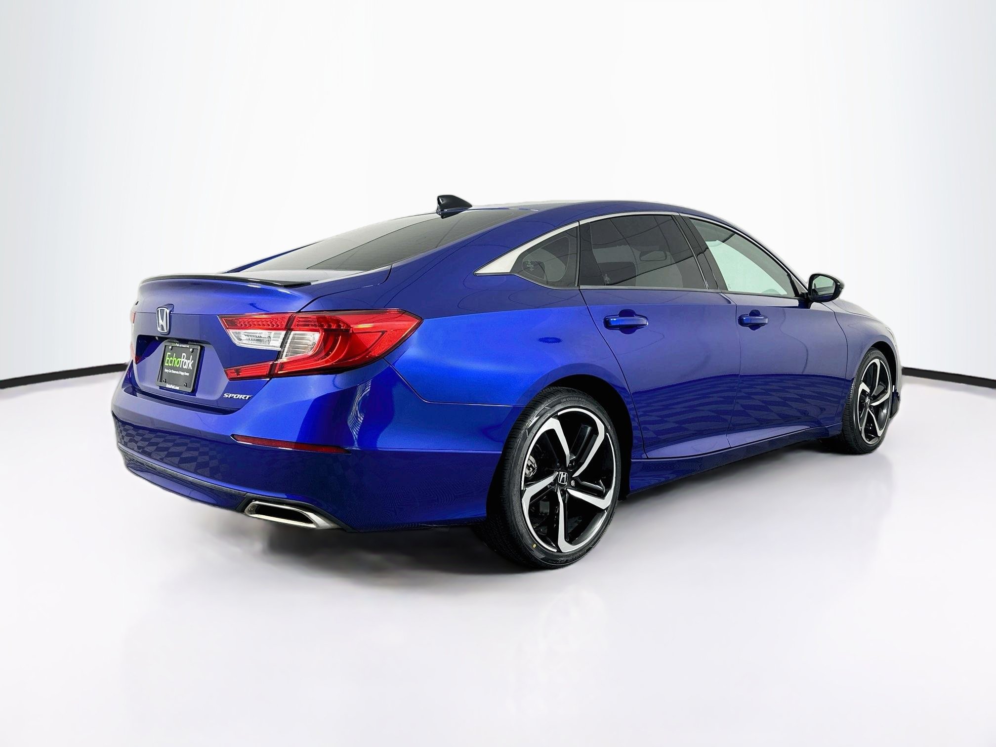 Used 2021 Honda Accord Sport image 9