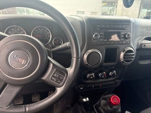 Used 2014 Jeep Wrangler Sport w/ Connectivity Group image 14