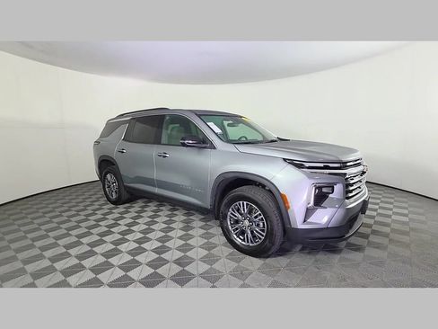 Used 2024 Chevrolet Traverse LT AWD/4WD image 52