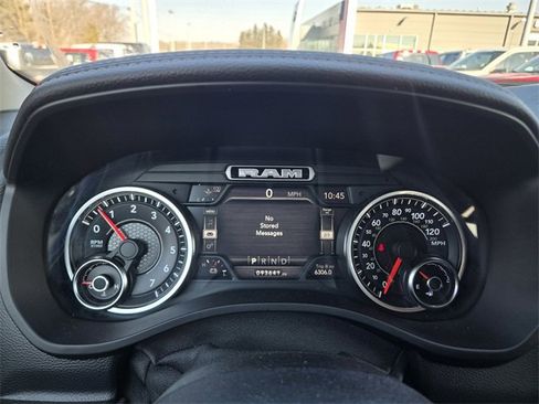 Used 2019 RAM 1500 Laramie image 25
