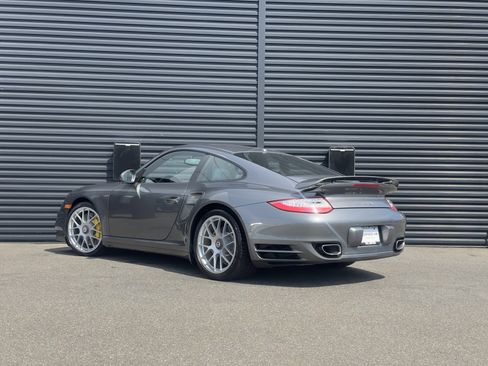 Used 2012 Porsche 911 Edition 918 Spyder image 3