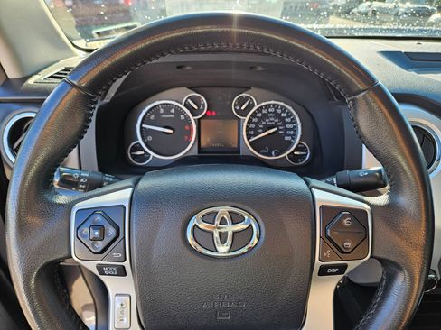 Used 2017 Toyota Tundra Platinum AWD/4WD image 21