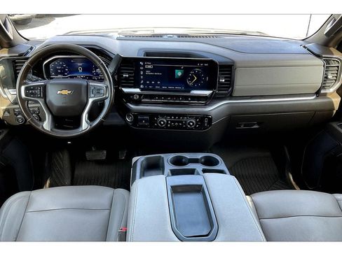 Used 2023 Chevrolet Silverado 1500 LTZ image 16