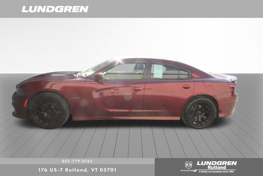 Used 2019 Dodge Charger R/T w/ Plus Group RWD image 3