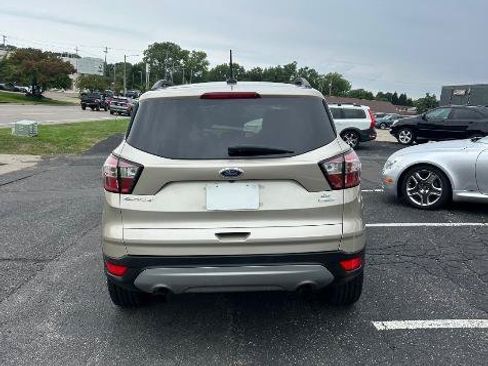 Used 2018 Ford Escape SE w/ Ford Safe & Smart Package AWD/4WD image 6