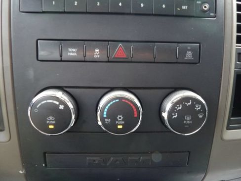 Used 2012 RAM 2500 ST w/ Chrome Appearance Group AWD/4WD image 27