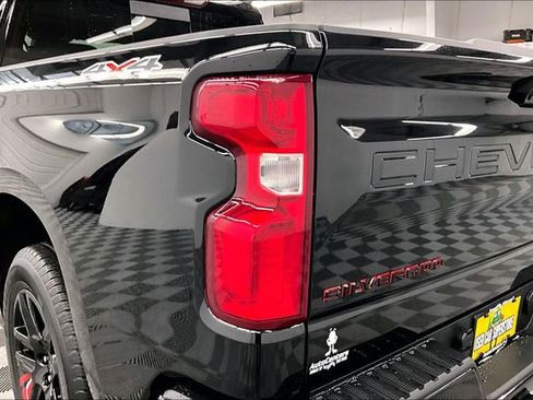 Used 2024 Chevrolet Silverado 1500 RST w/ Redline Edition image 37