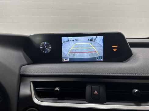 Used 2019 Lexus UX 250h w/ Premium Package image 25