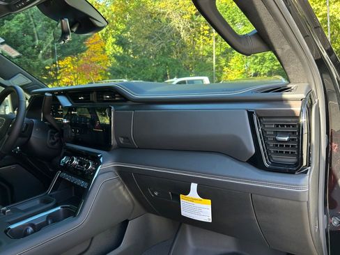 New 2026 GMC Sierra 2500 AT4X image 26