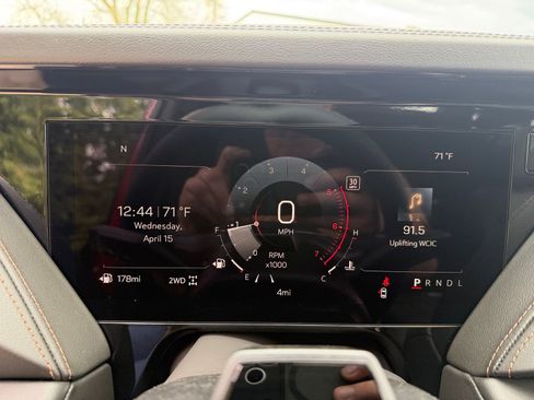 New 2026 GMC Yukon AT4 AWD/4WD image 16