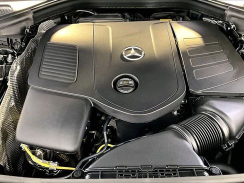 New 2026 Mercedes-Benz GLC 300 4MATIC image 14