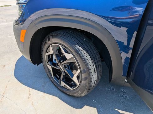 Certified 2025 Kia Seltos EX AWD/4WD image 38