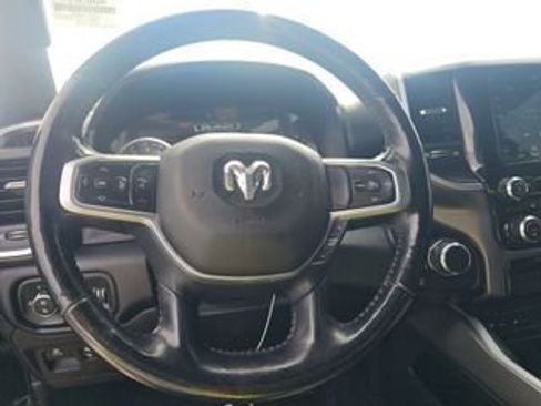 Used 2019 RAM 1500 Big Horn AWD/4WD image 9