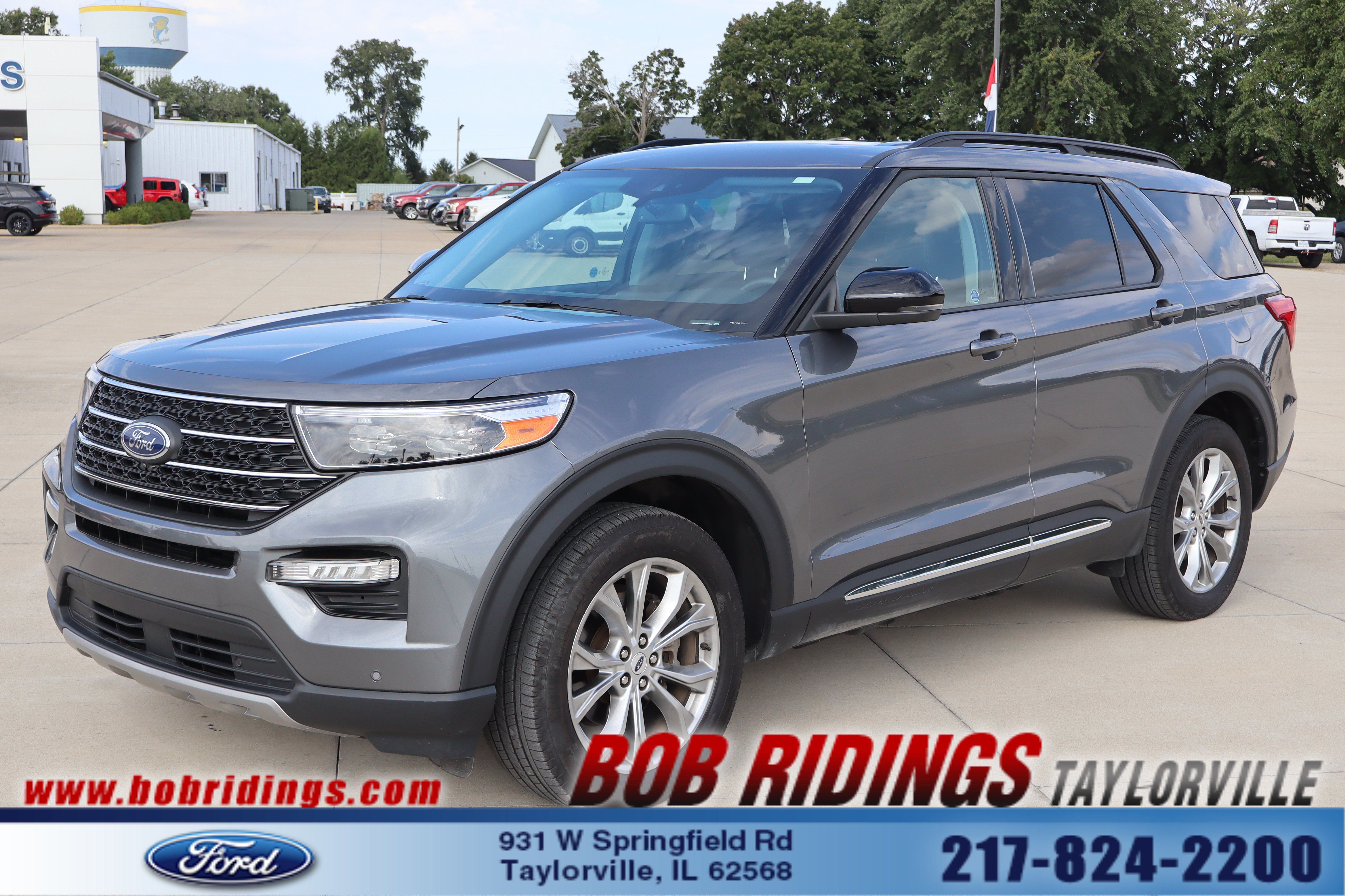 Used 2024 Ford Explorer XLT w/ Equipment Group 202A AWD/4WD image 1