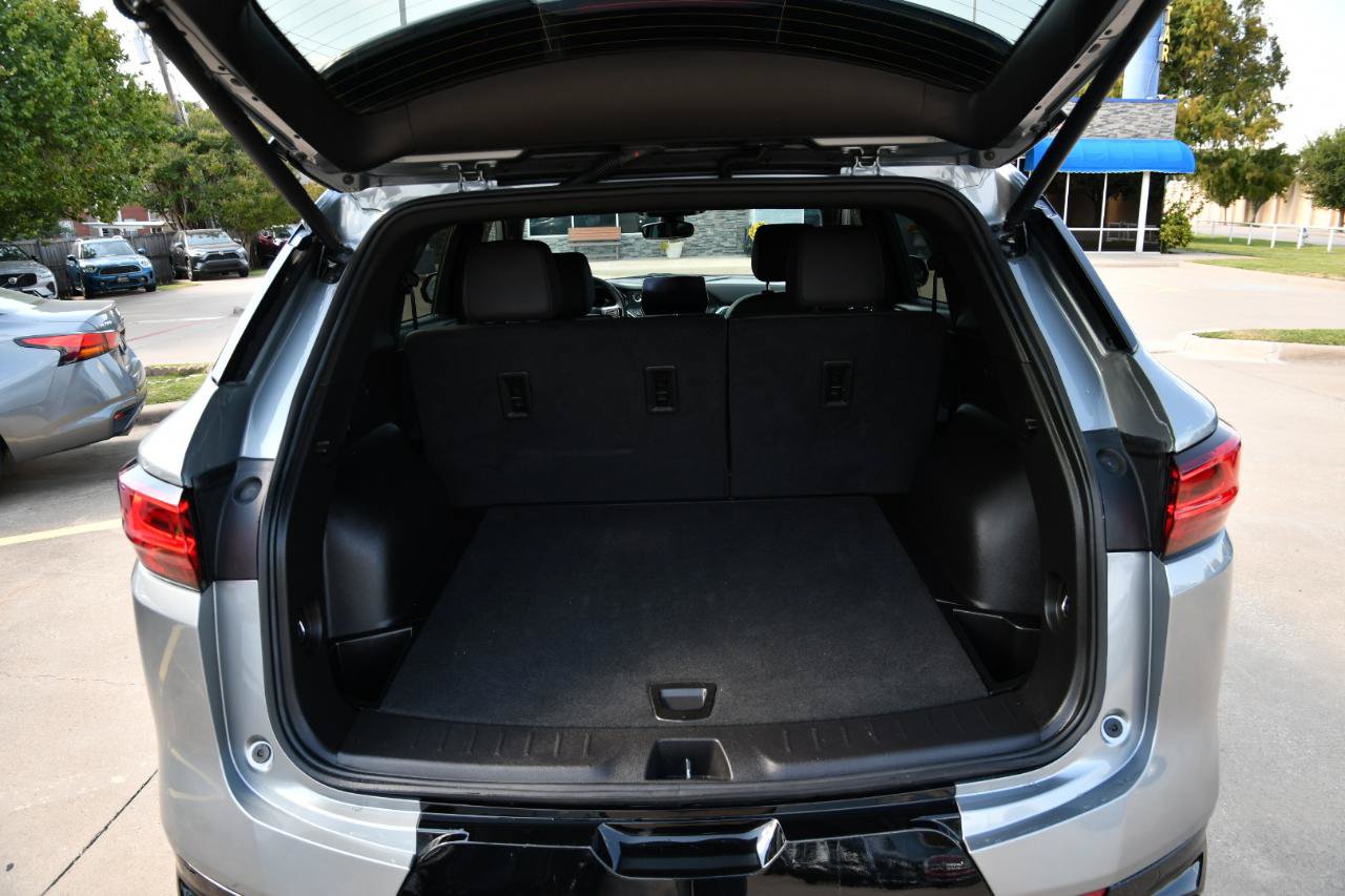 Used 2025 Chevrolet Blazer RS FWD image 7