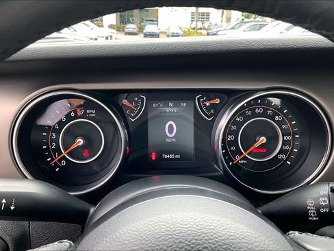 Used 2018 Jeep Wrangler Unlimited Sport S AWD/4WD image 25