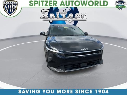 Certified 2025 Kia K4 EX FWD image 2