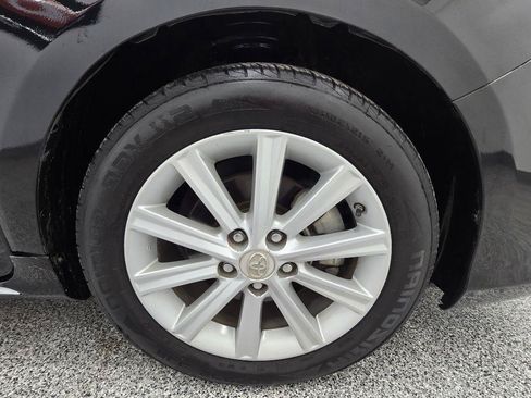 Used 2014 Toyota Camry XLE FWD image 30