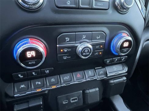 Used 2021 GMC Sierra 1500 AT4 w/ AT4 Premium Package image 37