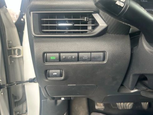 Used 2022 Nissan Sentra S image 9