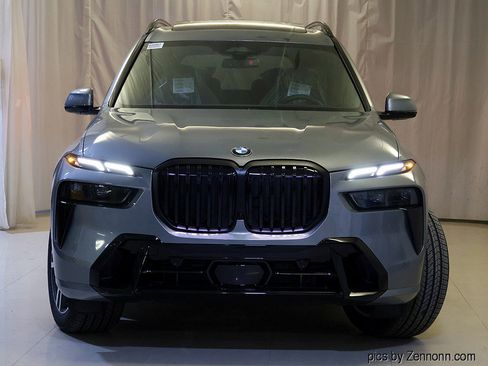 New 2026 BMW X7 xDrive40i image 5