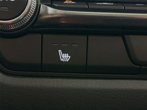 New 2025 MAZDA CX-30 Carbon image 32