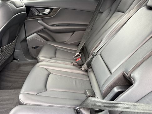 Used 2019 Audi Q7 3.0T Prestige w/ Prestige Package image 20